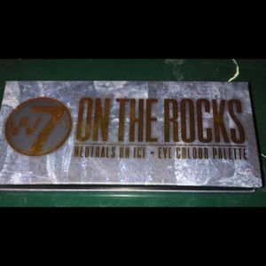 ⚫️ 3/$15 ⚫️ Eyeshadow palette